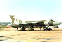 XH558 @ EGQL - Vulcan B.2 of the RAF's Vulcan Display Flight on display at the 1989 RAF Leuchars Airshow. - by Peter Nicholson