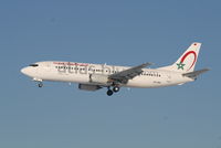 CN-RMX @ EBBR - Arrival of flight 8A412 to RWY 25L