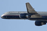 N589UA photo, click to enlarge