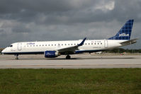 N178JB @ FLL - visitor