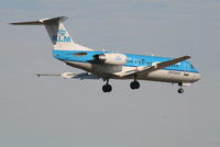 PH-KZW @ EBBR - Flight KL1723 is descending to RWY 02