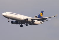 D-ALCF @ EDDF - Short final rwy 25L