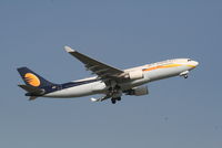 VT-JWK @ EBBR - Flight 9W227 is taking off from RWY 07R
