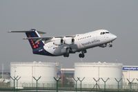 OO-DWH @ EBBR - Flight SN3695 is taking off from RWY 07R