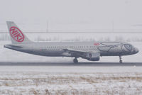 OE-LEX @ VIE - NIKI Airbus A320-214