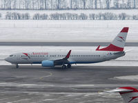 OE-LNP @ VIE - Returned from NWI on 12th of February with OS colors