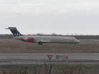 LN-RMK @ EKCH - Taking off from Copenhagen - by Andy Parsons