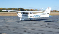 N1306M @ KDAN - 2006 Cessna 172S in Danville Va. - by Richard T Davis