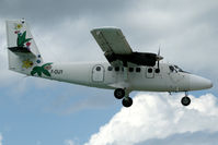 F-OIJY @ SXM - visitor