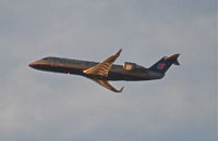 N965SW @ KLAX - SkyWest Bombardier CL-600-2B19, N965SW departing 25R KLAX. - by Mark Kalfas