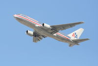 N320AA @ KLAX - American Airlines Boeing 767-223. N320AA 25R departure KLAX. - by Mark Kalfas
