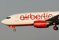 D-AHXG @ LOWW - Air Berlin 2008 Boeing 737-7K5, c/n: 35140/2575