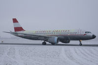 OE-LBP @ LOWS - Austrian Airlines A320 - by Andy Graf-VAP