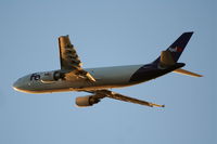 N664FE @ KLAX - FedEx Airbus A300F4-605R, N664FE 25L departure KLAX. - by Mark Kalfas