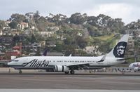 N527AS @ KSAN - Boeing 737-800 - by Mark Pasqualino
