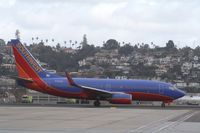 N718SW @ KSAN - Boeing 737-700 - by Mark Pasqualino