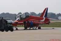 XX253 @ LFI - Getting some care on the ramp