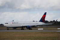 N185DN @ EIDW - Awaiting departure clearance Rwy 10