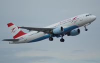 OE-LBN @ LOWW - Austrian Airlines