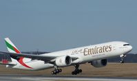 A6-ECW @ LOWW - Emirates
