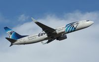 SU-GDD @ LOWW - EgyptAir  B 737-866
