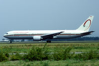 CN-RNS @ EHAM - rolling to the runway