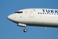 TC-JFL @ EBBR - Arrival of flight TK1937 to RWY 25L - by Daniel Vanderauwera
