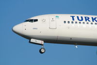 TC-JFL @ EBBR - Arrival of flight TK1937 to RWY 25L