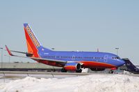 N401WN @ KMKE - Boeing 737-700 - by Mark Pasqualino