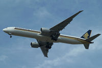 9V-SWN @ EGLL - Boeing 777-312ER [34579] (Singapore Airlines) Home~G 24/08/2009. On approach 27R 3 miles out. - by Ray Barber