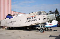 RA-40981 @ LHKV - Hungary-Kaposújlak airport. - by Attila Groszvald-Groszi