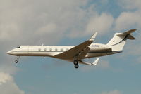 N300L @ EBBR - Descending to RWY 25L
