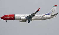 LN-NOU @ LOWW - Norwegian