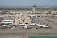 N544US @ KLAX - A nice view of the assortment of 75's that Delta now owns with N544US on the far right at Terminal 5, Gate 50A KLAX - by Mark Kalfas