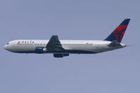 N176DN @ VIE - Delta Airlines Boeing 767-300 - by Thomas Ramgraber-VAP