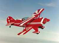 N1191 - Dave Hermance in his Pitts. - by BobD