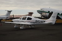 N404RW @ EIWT - *