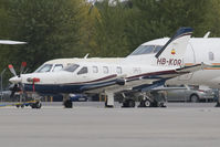 HB-KOR @ LOWW - TBM700
