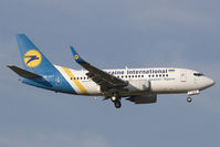 UR-GAT @ LOWW - Ukraine International 737-500 - by Andy Graf-VAP