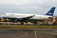 N585JB @ SXM - visitor - by Wolfgang Zilske