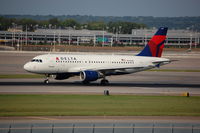 N328NB @ KMSP - Minneapolis International Airport - by Paul Krumrei