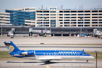 N498CA @ KMSP - Minneapolis International Airport - by Paul Krumrei