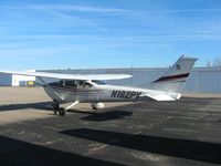 N182PV @ I95 - Nice Skylane getting annual inspection at Kenton, Ohio.