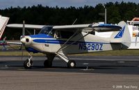 N5290Z @ SFQ - Taking a break