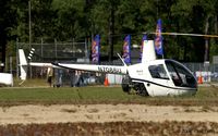 N7086U @ SFQ - Hanging about at the Peanut Fest