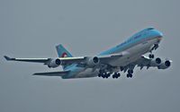 HL7439 @ LOWW - Korean Air Cargo