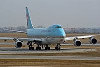 HL7466 @ LOWW - Korean Air Cargo