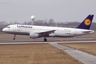 D-AIPF @ LOWW - Lufthansa - by Delta Kilo
