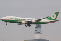 B-16482 @ VIE - Eva Air Cargo Boeing 747-45EF(SCD)