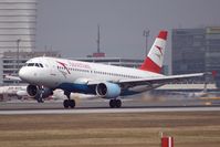 OE-LBT @ LOWW - AUSTRIAN AIRLINES - by Delta Kilo